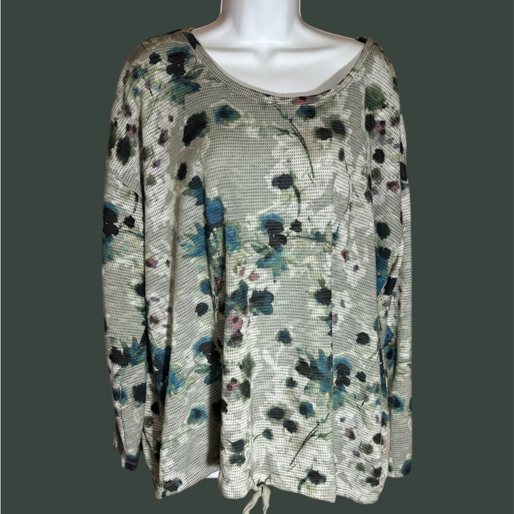 Cj banks long sleeved pullover